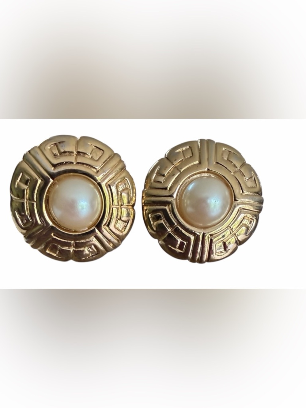 Givenchy Vintage Gold-Plated And Faux Pearl Circle Post Earrings (Pierced Ears) - Picture 6 of 9